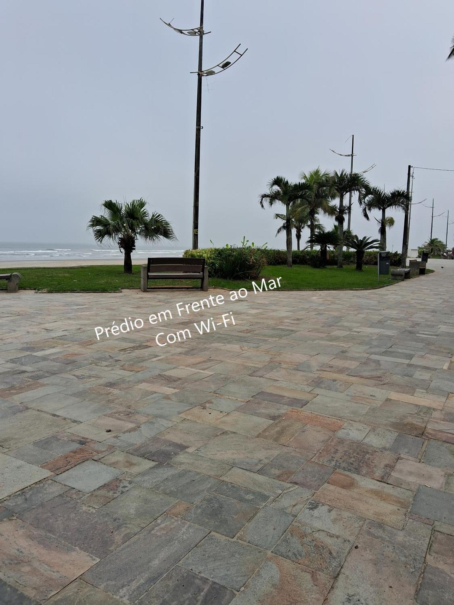 דירות פראייה גראנדה Predio Em Frente Ao Mar מראה חיצוני תמונה