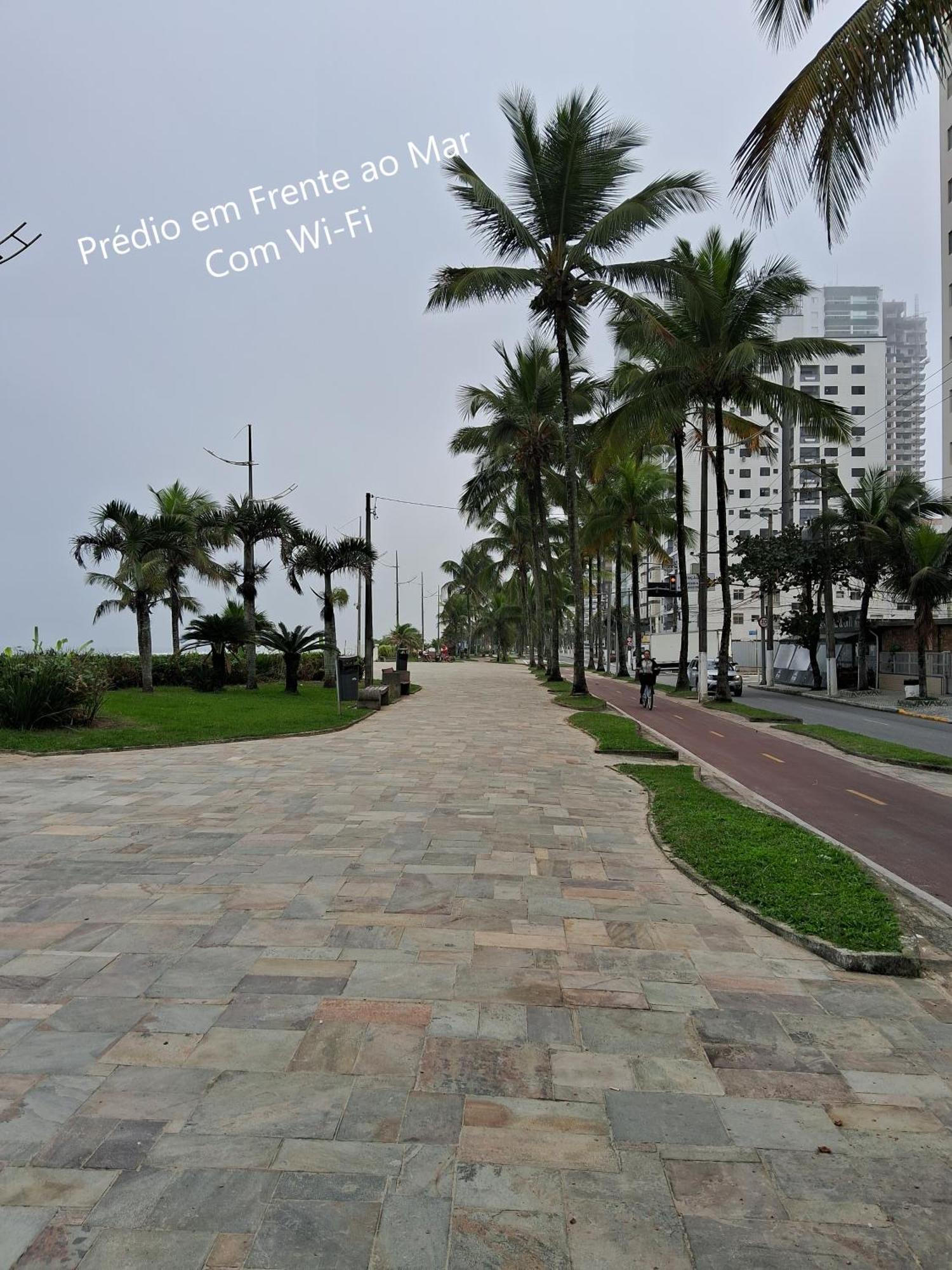 דירות פראייה גראנדה Predio Em Frente Ao Mar מראה חיצוני תמונה