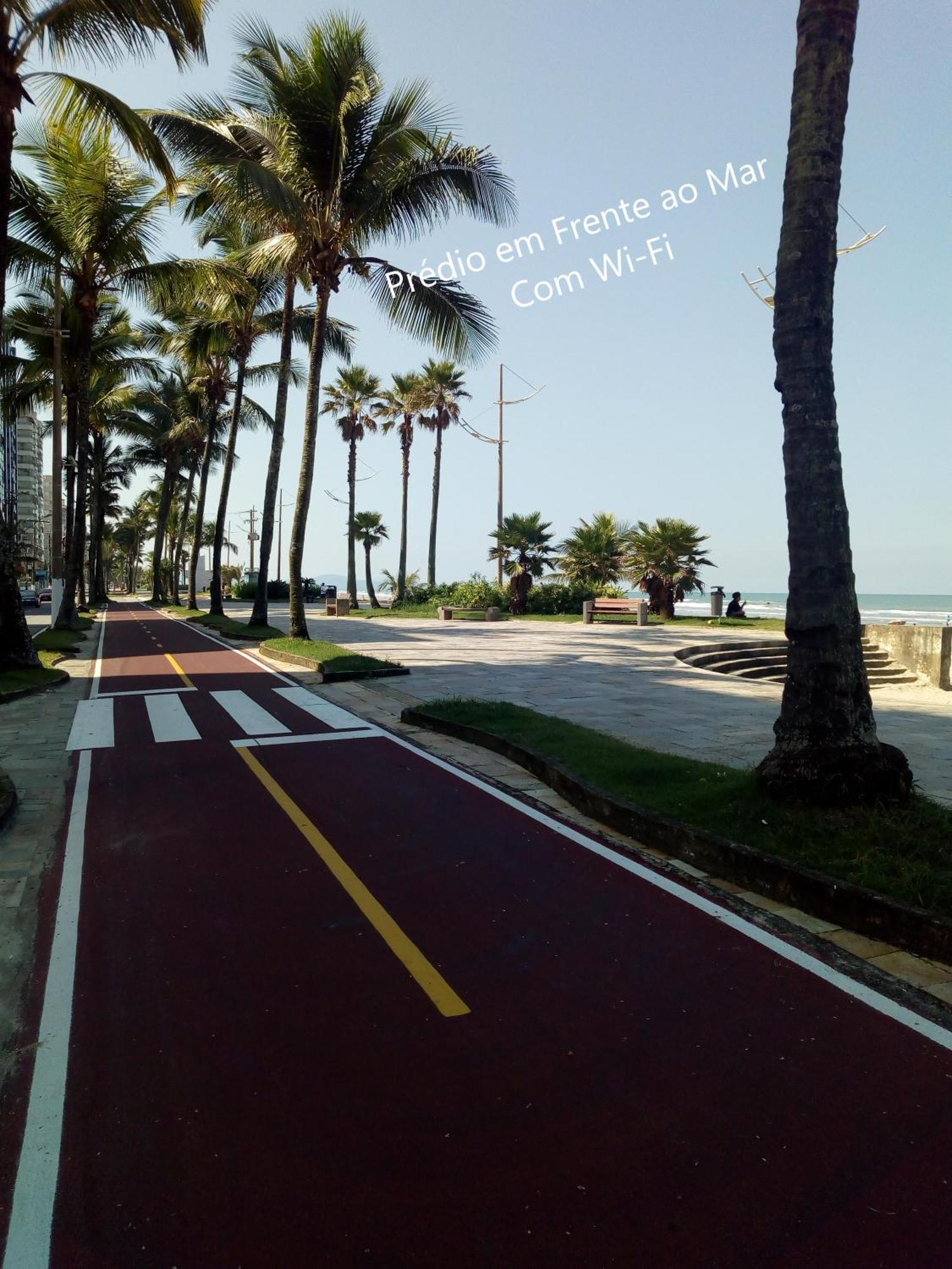 דירות פראייה גראנדה Predio Em Frente Ao Mar מראה חיצוני תמונה