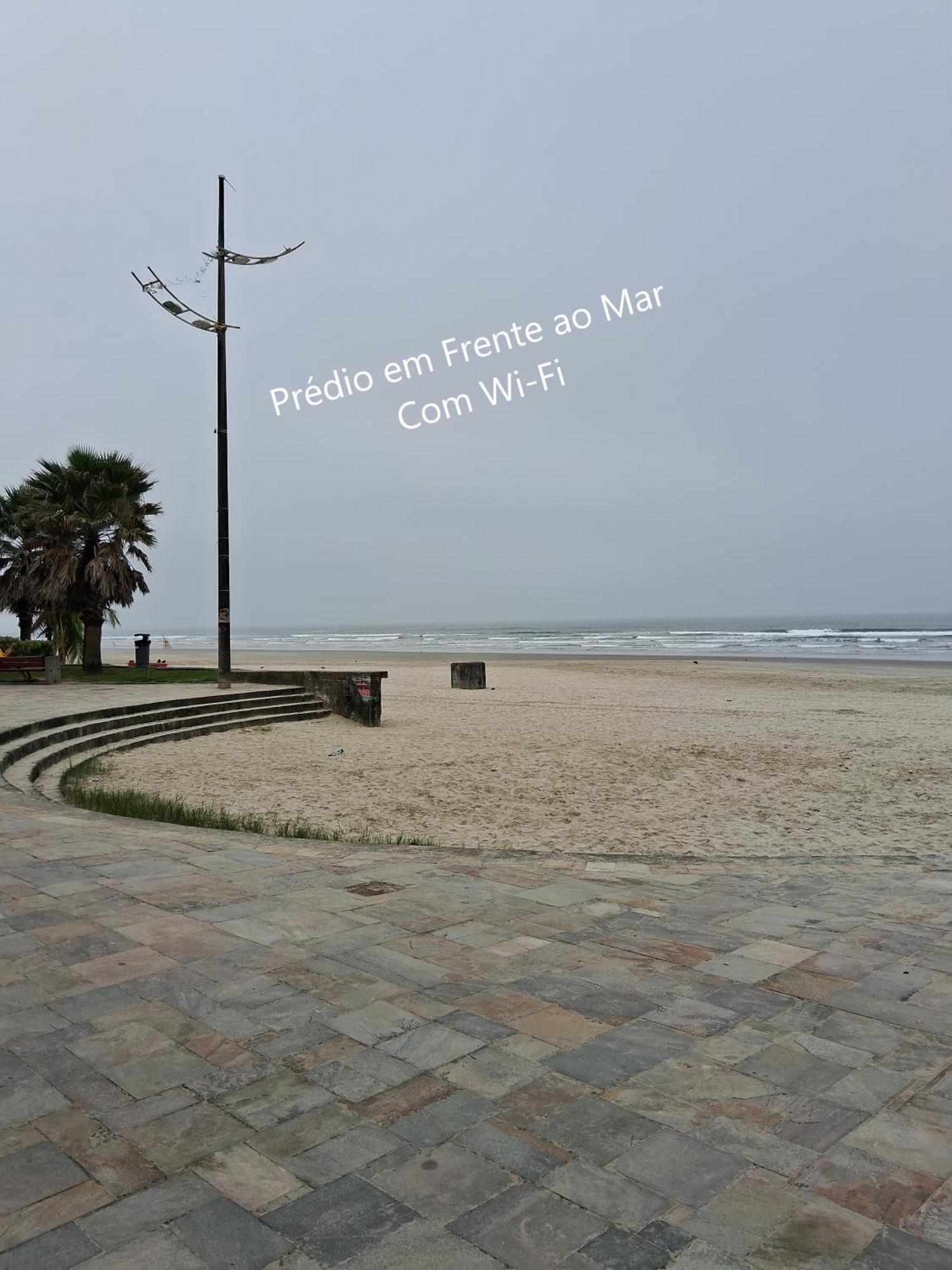 דירות פראייה גראנדה Predio Em Frente Ao Mar מראה חיצוני תמונה